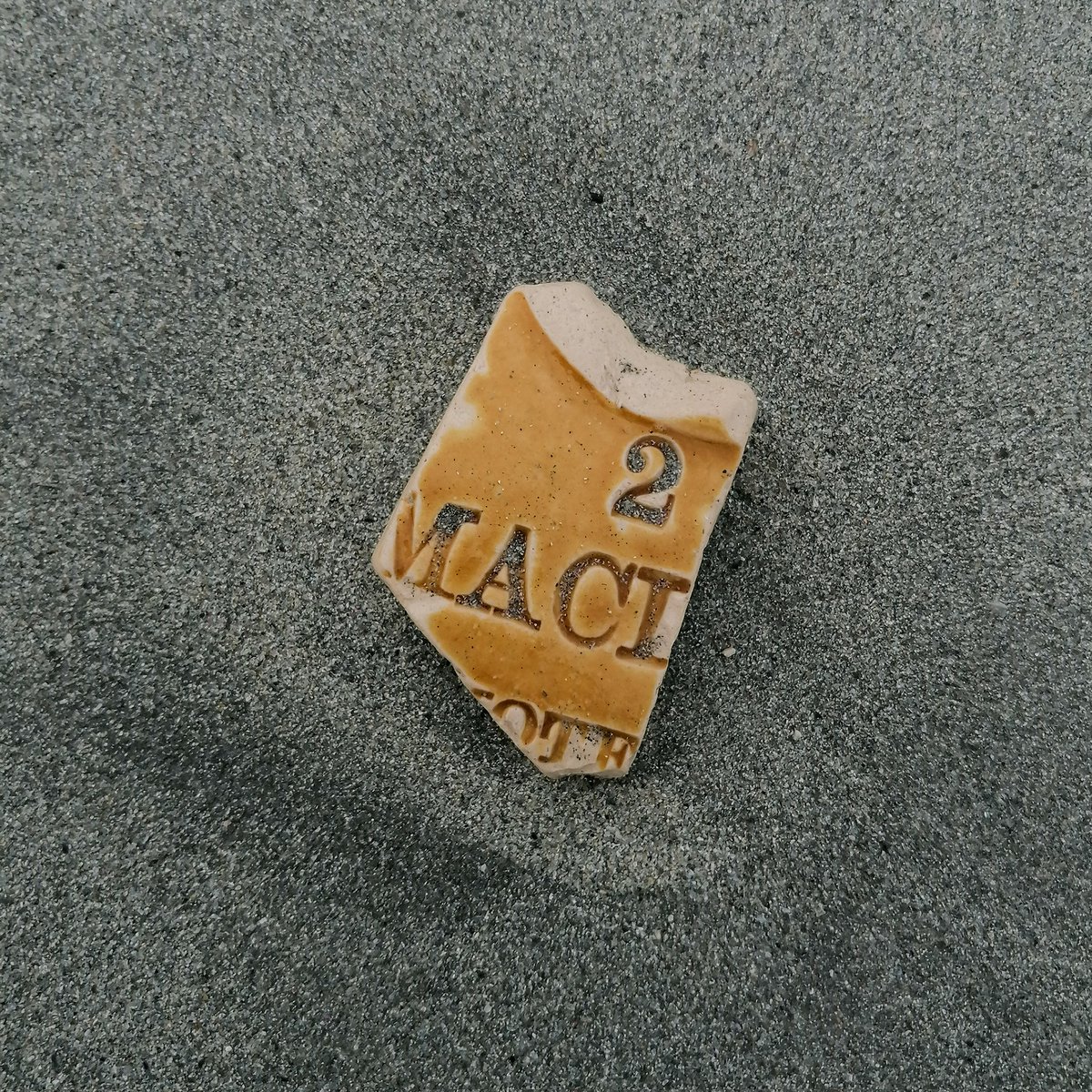 Gaztford's tweet photo. Interesting find on the beach today, wonder what it was part of.

 #ThePhotoHour #beach #scottishwalks #visitouterhebrides https://t.co/mckxXee7il