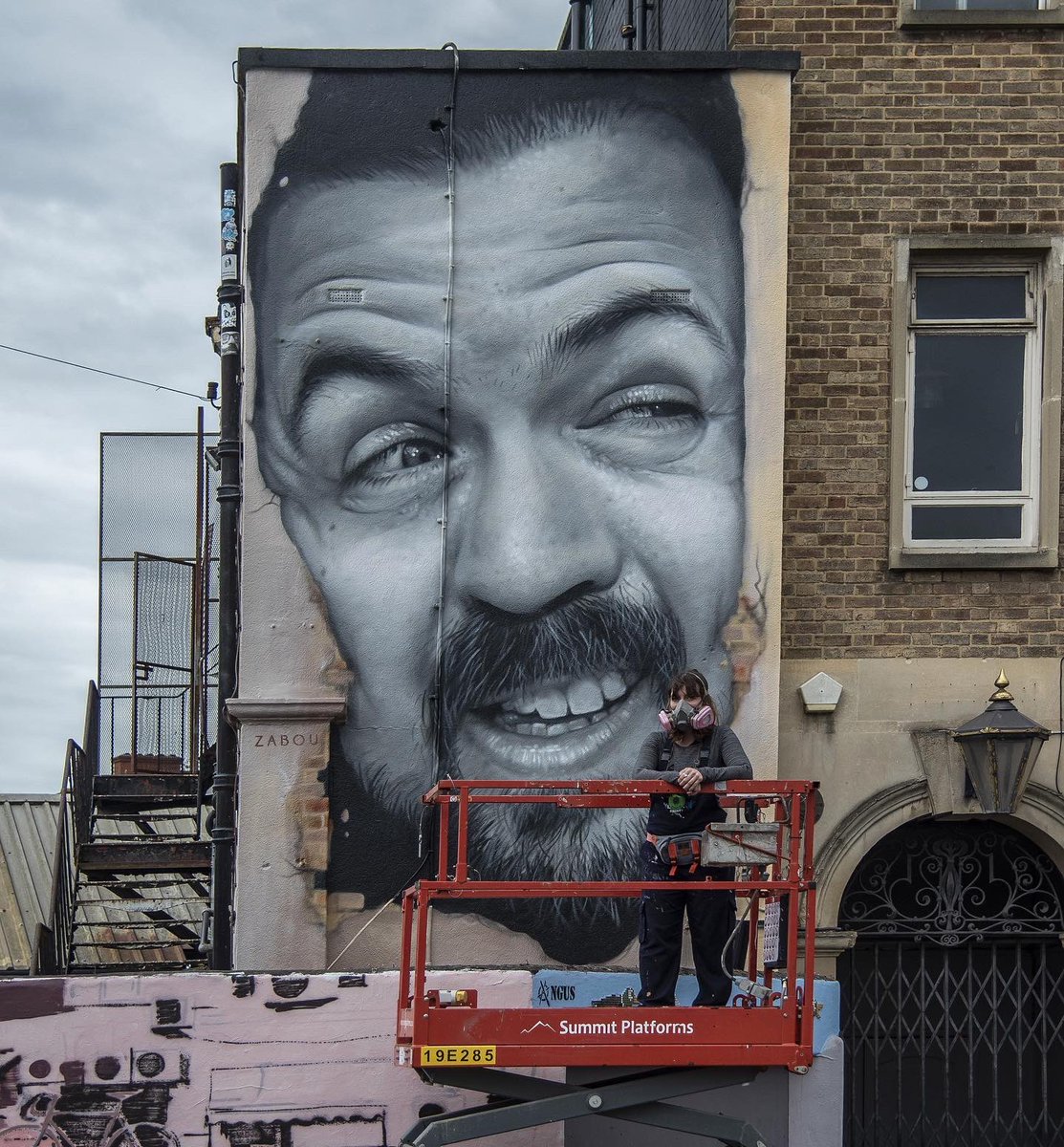 🇬🇧: “Stuck” 🥴🧱 • New piece painted for <a href="/Upfest/">UPFEST</a> in Bristol, U.K • Portrait of Clément with his head stuck in the wall!

👉 “Stuck” - 3x5.5m - Bristol, U.K - 2022 • Massive thanks to <a href="/Upfest/">UPFEST</a> for organising 

📸 Photos 1-3 by Zabou - 4: by <a href="/StreetArtAtlas/">StreetArtAtlas</a>