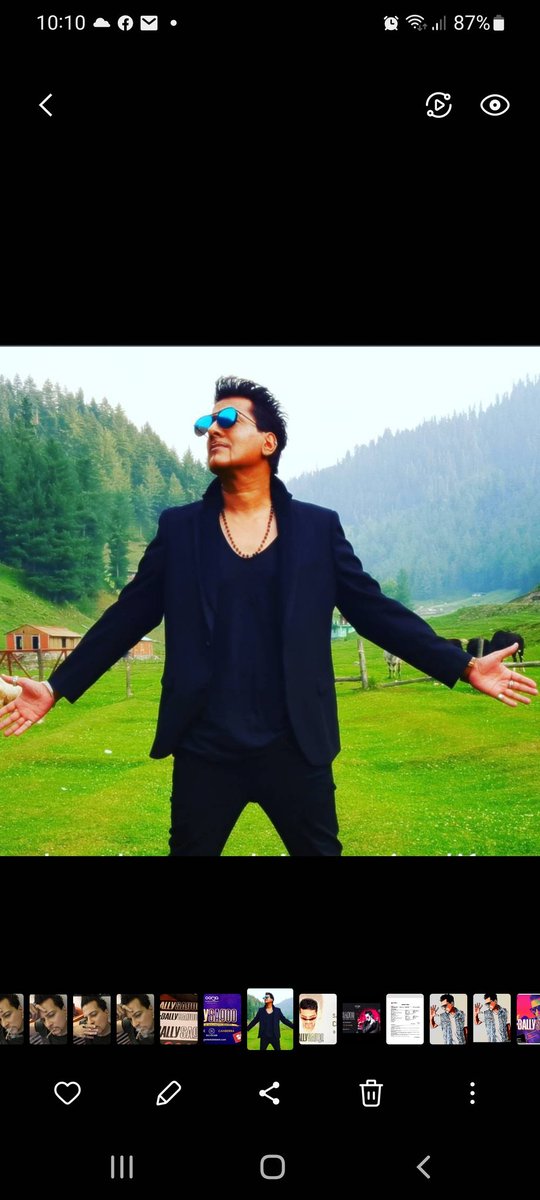 ballysagoomusic's tweet photo. Just so happens to be my birthday!! Thank you waheguruji for blessing me to see another b'day and thank you ALL for the love and wishes y’all sent my way today!!🙏🎊#LetsAgoo #Taurus #Bday https://t.co/CWQV56XSdI