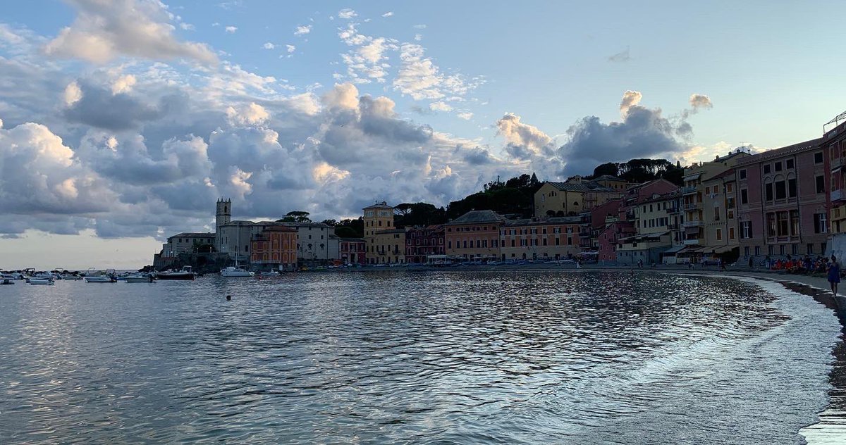 missaglia_sara's tweet photo. “Mare&Mosto - Le Vigne Sospese” di Ais Liguria.
.
Save the date: 22 e 23 maggio 2022 a Sestri Levante nell’ex Convento dell’Annunziata sulla Baia del Silenzio.
.
Per info: https://t.co/T1gDZTV2uC
.
#maremosto #levignesospese #sestrilevante #liguria #wineoneway #WoW https://t.co/ThGuLarX1a