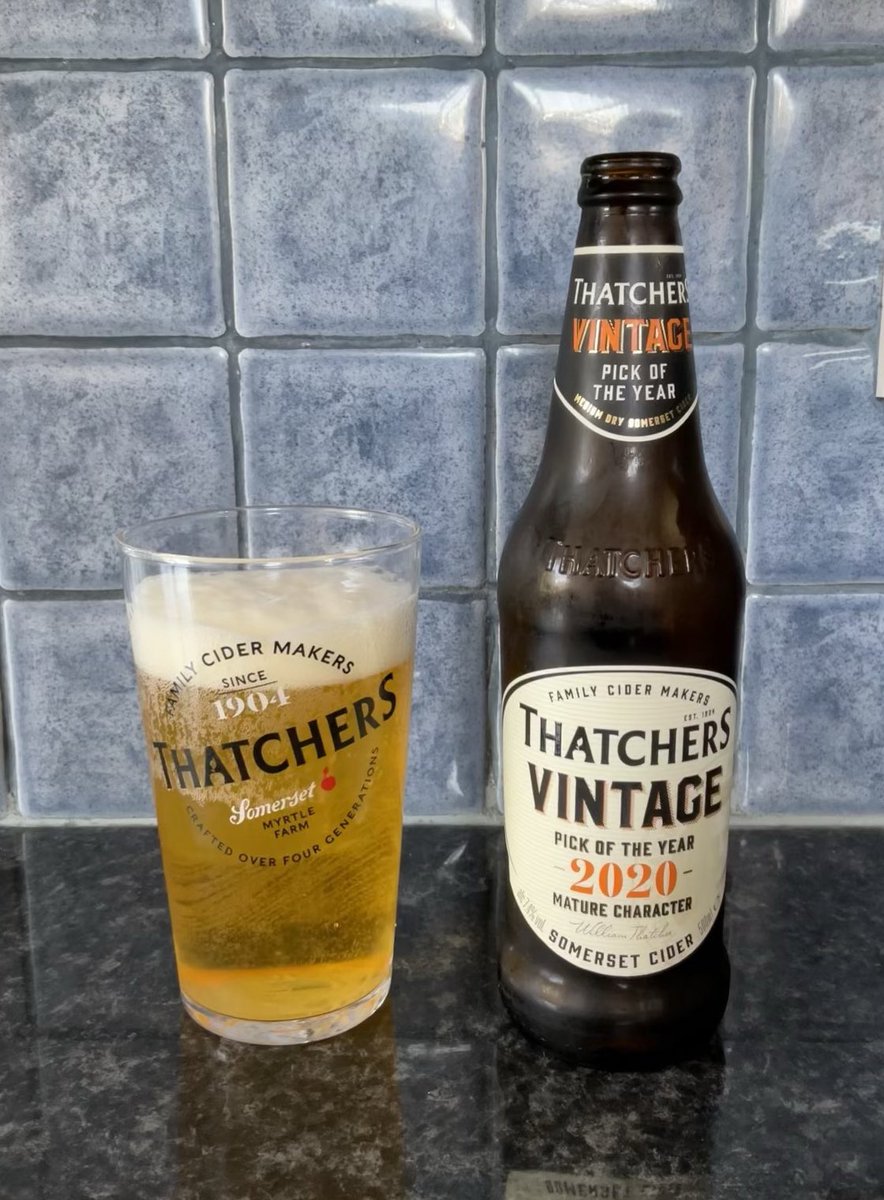Johnny_JI81's tweet photo. A great day to enjoy a refreshing @thatchers_cider vintage #BritishCiderTime #BritishSummerTime https://t.co/7fyfjTjIT6