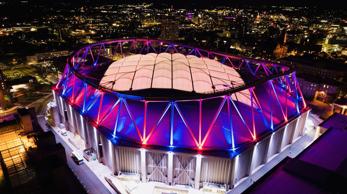candacecuse's tweet photo. Proud to witness the ushering in of a new era of amazing athletics, student and alumni experiences, concerts and lifelong memories at Syracuse University’s iconic dome, now officially named the JMA Wireless Dome. https://t.co/DHuji6PkMA