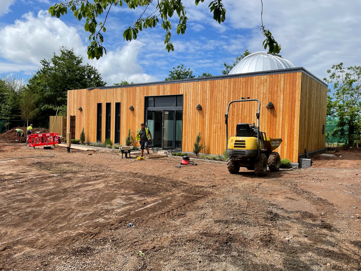 A quick tour of the sites this morning as they all near various completion stages.  In order of AME 2, Ellen Terry refurbishment and Physics Observatory.  The sun even came out for my final stop <a href="/Robothams/">Robothams Architects</a>