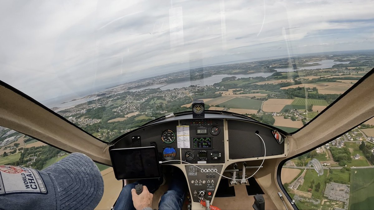NimbusGlider's tweet photo. #emojiBZH
Le barrage de la Rance et la Passagère https://t.co/cwDN1QmUZp