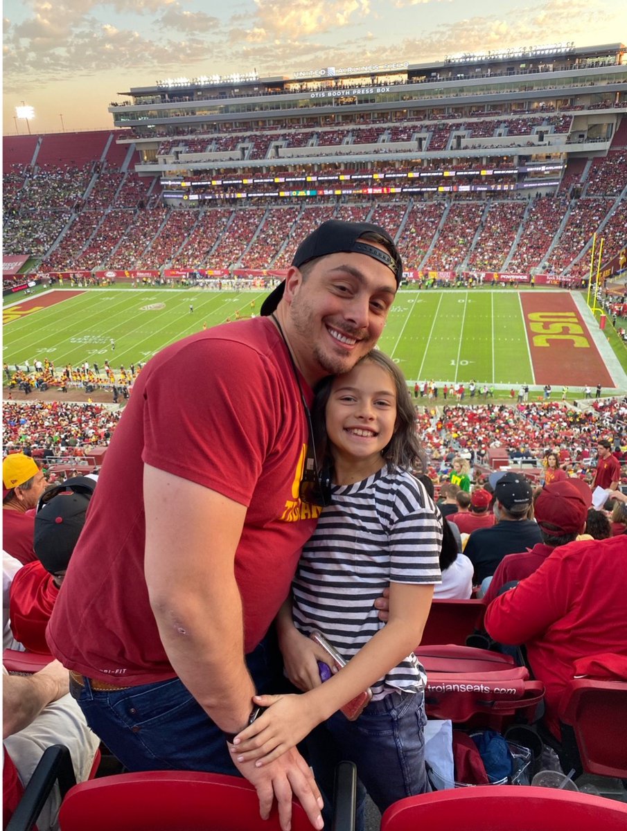 Everybody cries and everybody hurts, sometimes...including men. 

Alarmingly, studies show men died by suicide 3.8 times more than women in 2020. #MentalHealthMonth

Learn more about men's mental health: bit.ly/39vuCH6