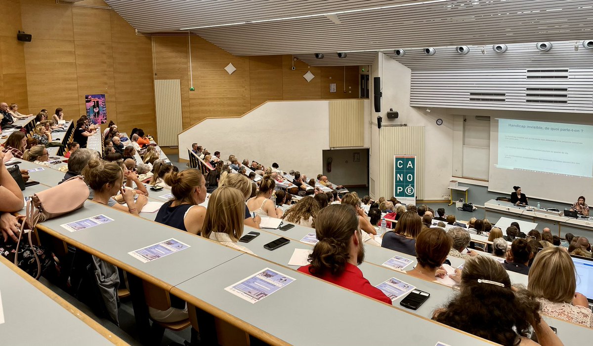 SPfr_Florent's tweet photo. @ScanningPens en direct de la conférence #dys @Canope_76 @UnivLHNormandie @MAIF @ElodieHapel https://t.co/uKoQxYLV2o