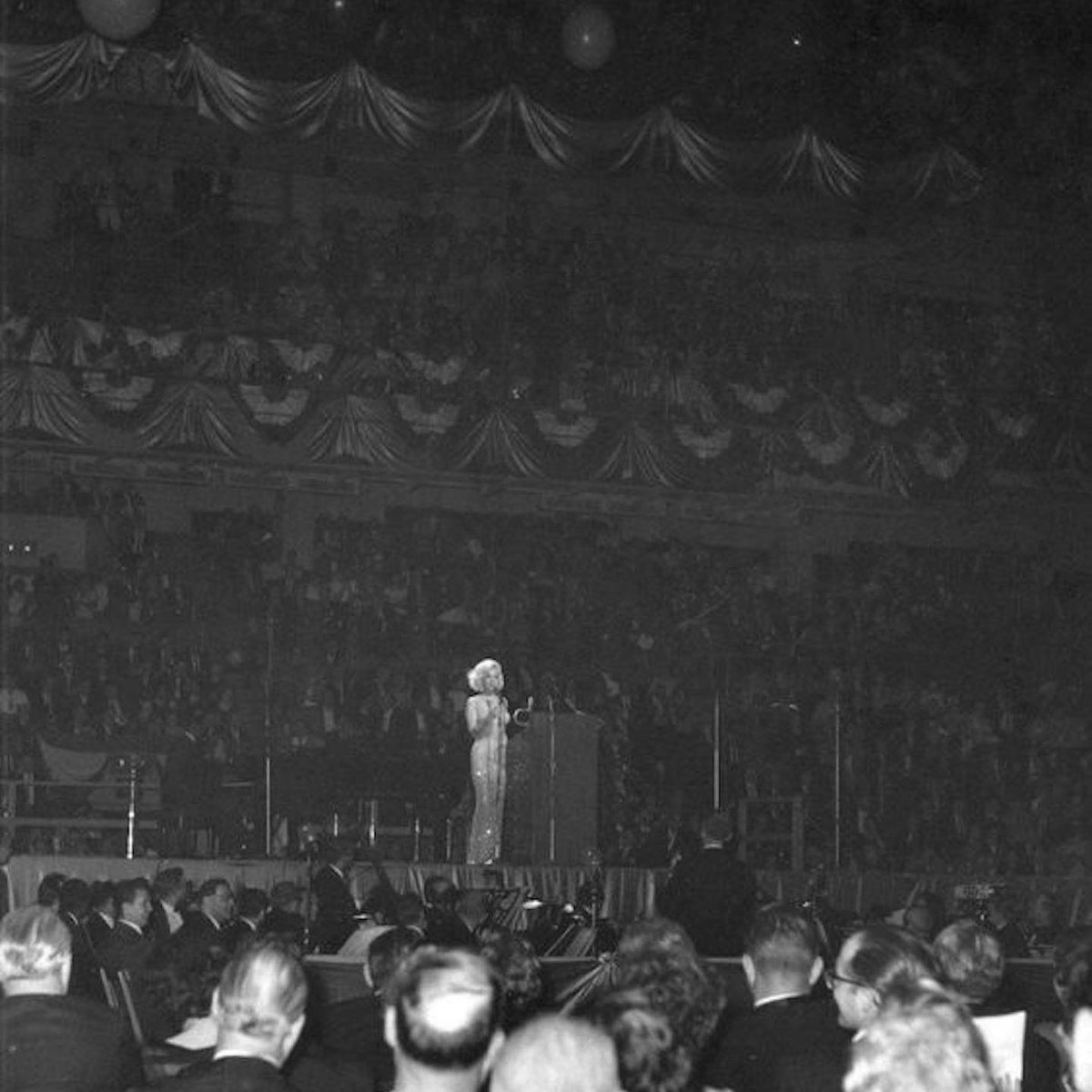 thatmarilyngirl's tweet photo. On May 19th, 1962, sixty years ago today, Marilyn Monroe performed “Happy Birthday, Mr. President” and “Thanks for the Memories,” at President John F. Kennedy’s birthday gala. https://t.co/uCTHuFUWUH