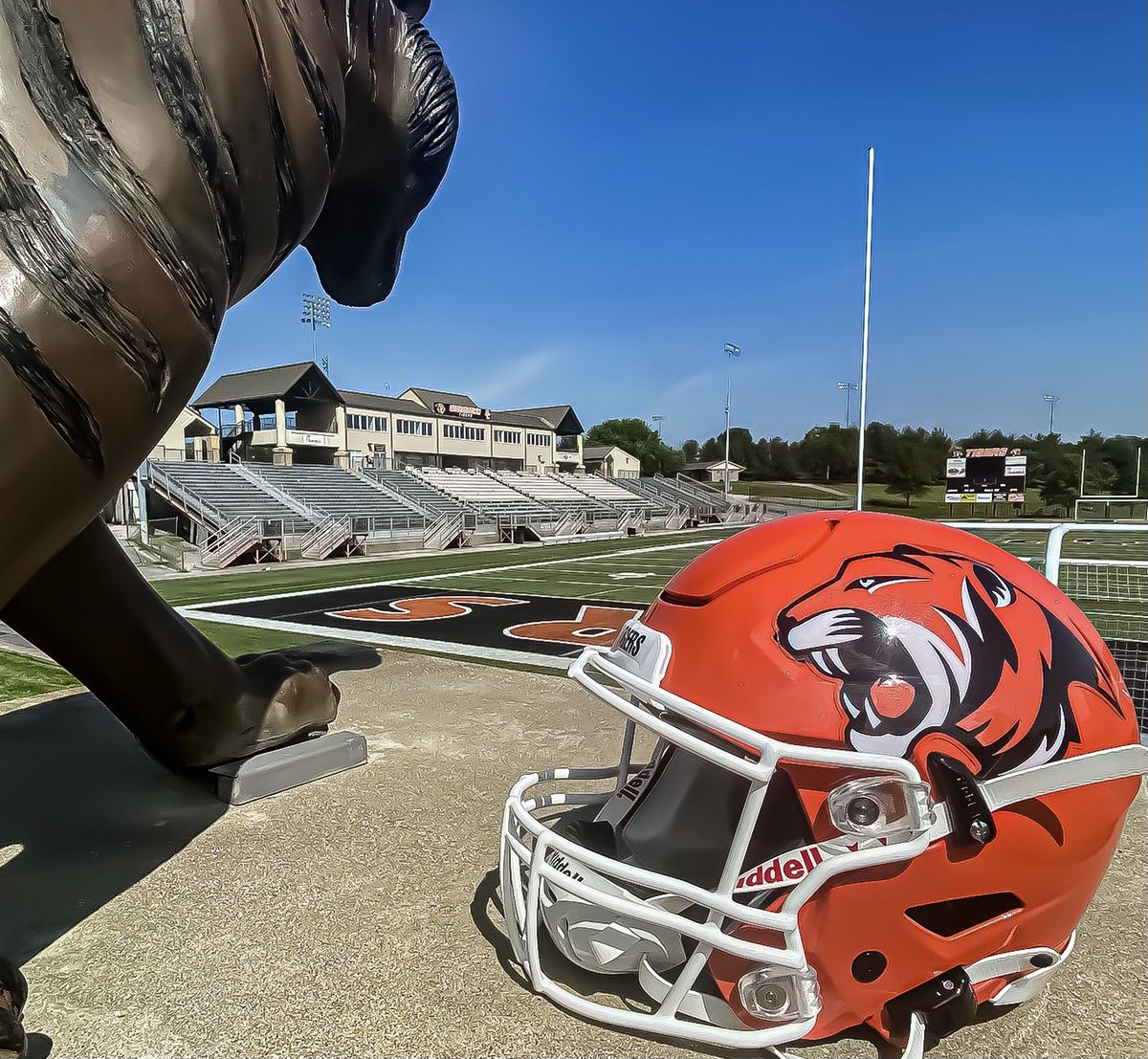 👀❕

Fresh look coming Fall ‘22

#TigerPride 🐅 | #TheProwl