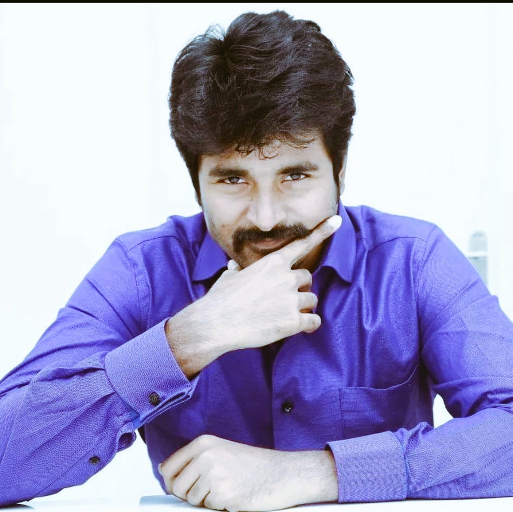 BanuY18's tweet photo. @Siva_Kartikeyan @Udhaystalin @Arunrajakamaraj @BoneyKapoor @dhibuofficial @dineshkrishnanb @AntonyLRuben @Aariarujunan @Rshivani_1 @actortanya Sivakarthikeyan Anna I miss you so much Anna https://t.co/m2tdYMSEhJ