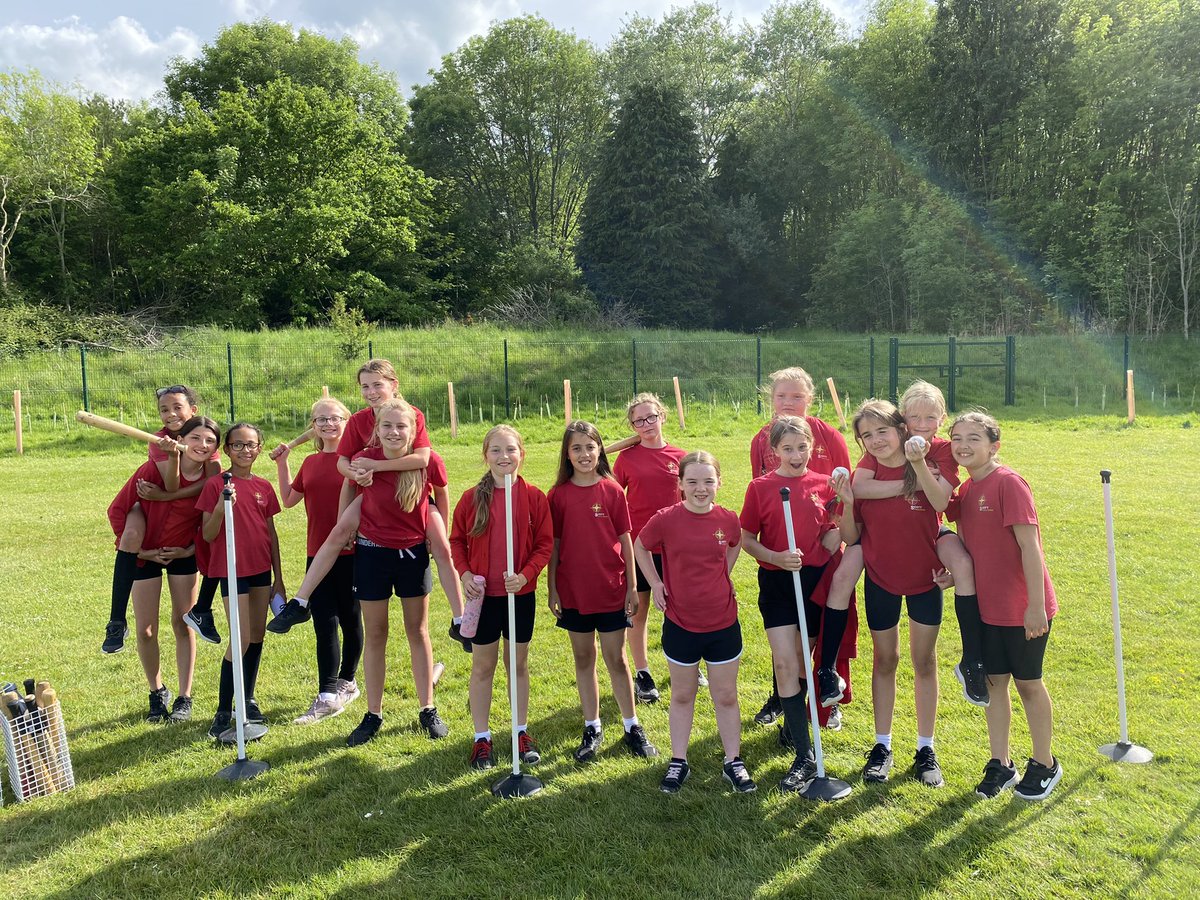 Another great evening of year 5 and 6 Rounders @ScottPrimary against two very strong @WestfieldSchl teams. 🔴⚪️