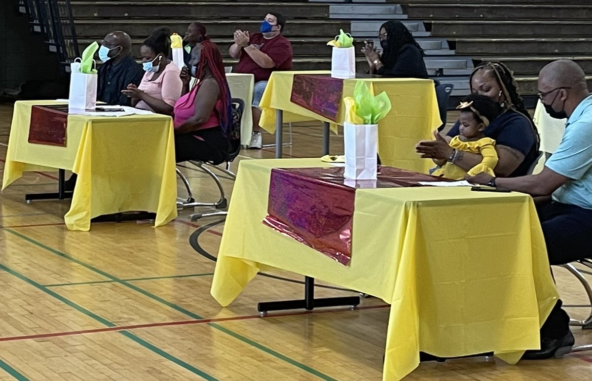 TammathaW's tweet photo. Recognizing ⁦@Renaissance433⁩ parents &amp; students for their perseverance through a tough but outstanding school year! Our families matter! https://t.co/AJC7NmJjTk