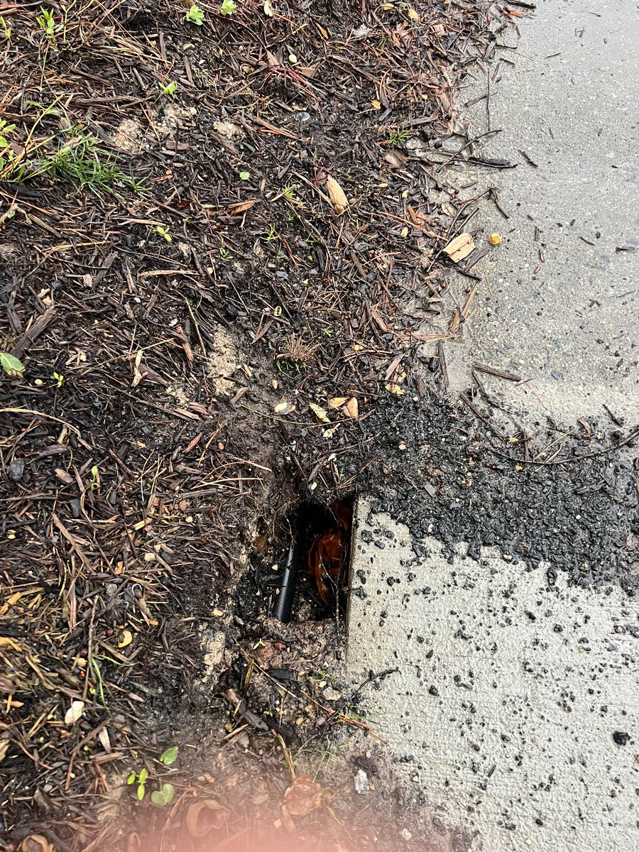 dathomps97's tweet photo. @washingtongas broke my sprinkler system and won’t follow.  It’s been months.  Every contact (weekly) they say tomorrow.  Criminals https://t.co/1l5pyvtSRS