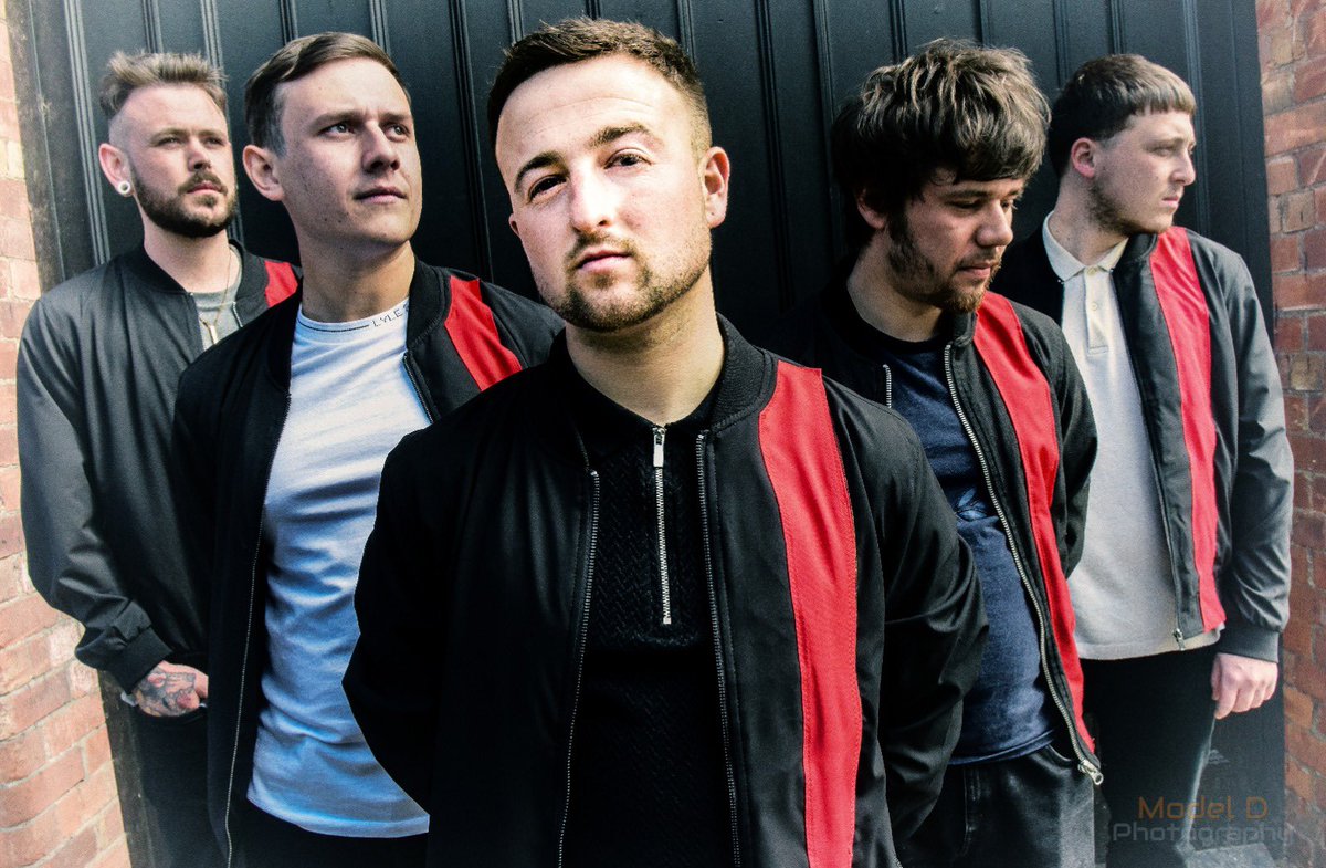 TherosadocsUK's tweet photo. We start our UK tour tomorrow night!! 
We kick it all off with a SOLD OUT Birmingham show and we cannot wait!

The Two Wrongs Make A Riot Tour is officially underway🔥

📸 @modelDphoto https://t.co/8qkXLfRyZm