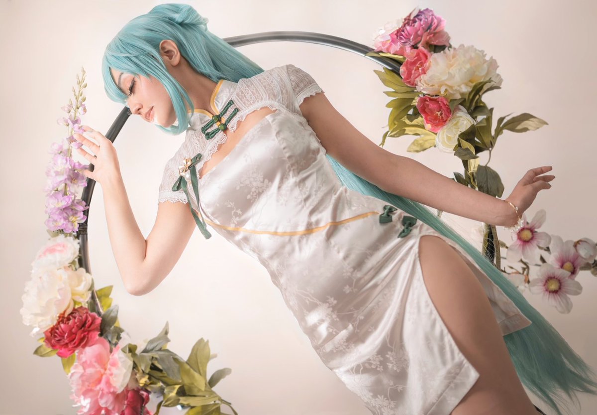 CuteMichiyo's tweet photo. «VOCALOID»
Hatsune Miku 韶華vers. ✲

鹧 鸪 天
暗 淡 轻 黄 体 性 柔
情 疏 迹 远 只 香 留。
何 须 浅 碧 深 红 色
自 是 花 中 第 一 流。

P: @Maya_twomoons 
初音ミク: @CuteMichiyo

@cfm_miku_en @ColorfulStageEN #初音ミク  #vocaloid #hatsunemiku https://t.co/cHVuSeLnYK