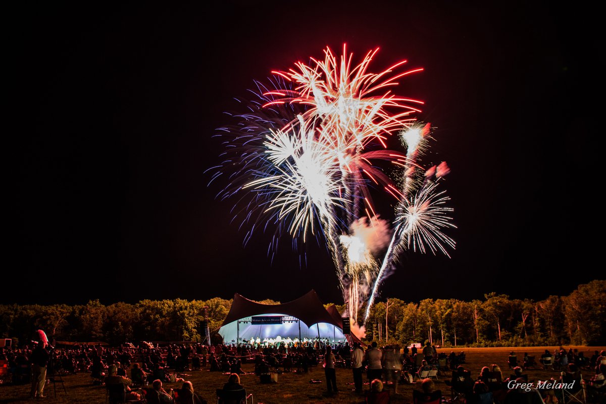 AvMuseumVB's tweet image. Join us for Flying Proms - A Patriotic, Symphonic Concert, Air Show and Fireworks Celebration, June 18th. Info: tinyurl.com/FlyingProms2022  #MilitaryAviationMuseum #FlyingMuseum #FlyingProms #AirShow #AirShowsareBack #Concert #LoveVA @VisitVirginia #Warbird #Avgeek