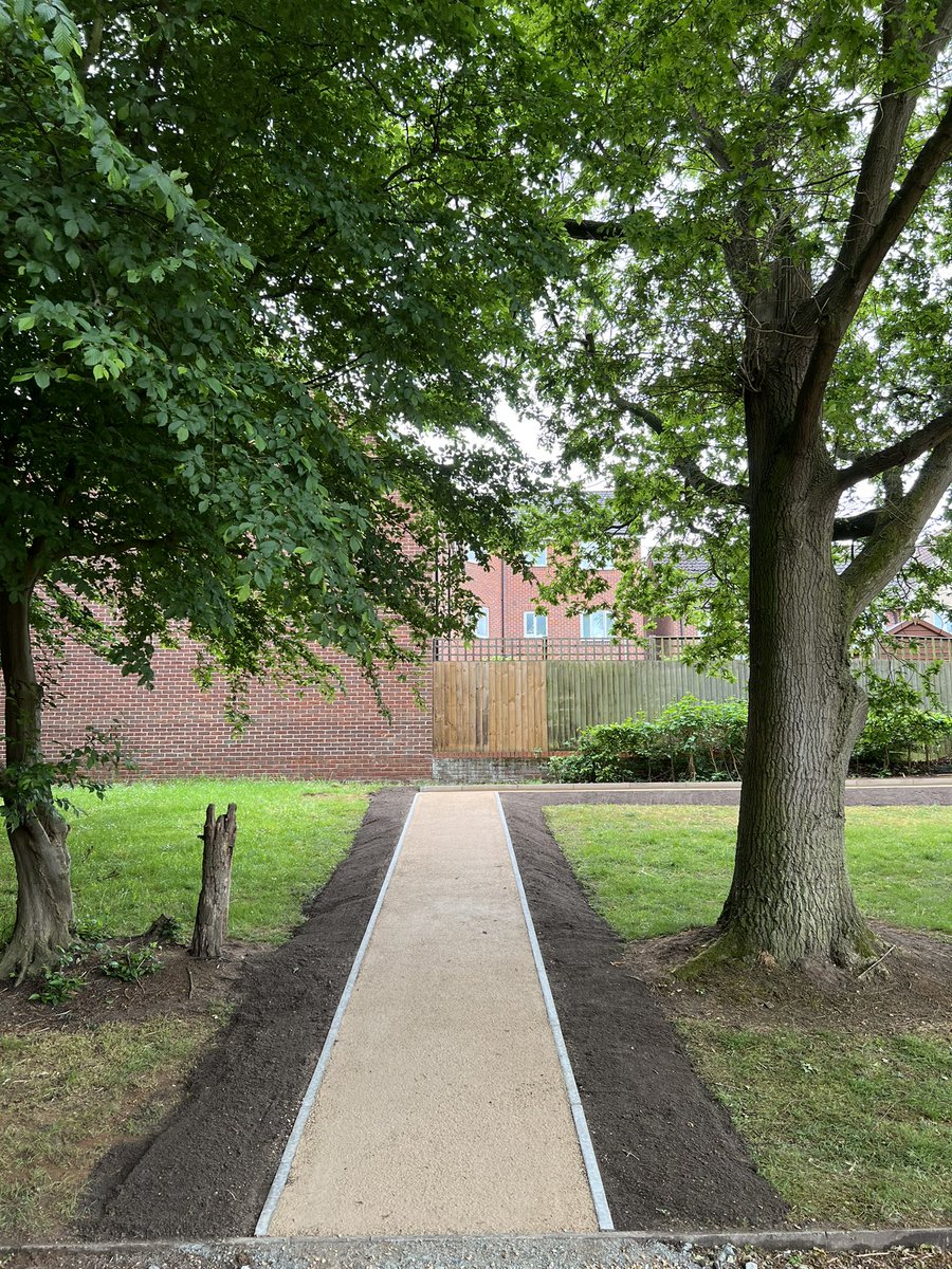 jdma_paving's tweet photo. New #footpath completed this week in Costessey #Norwich on behalf of Costessey Town Council, #kerb #groundworks #jdma #norwich #norfolk https://t.co/nltzjeytqY