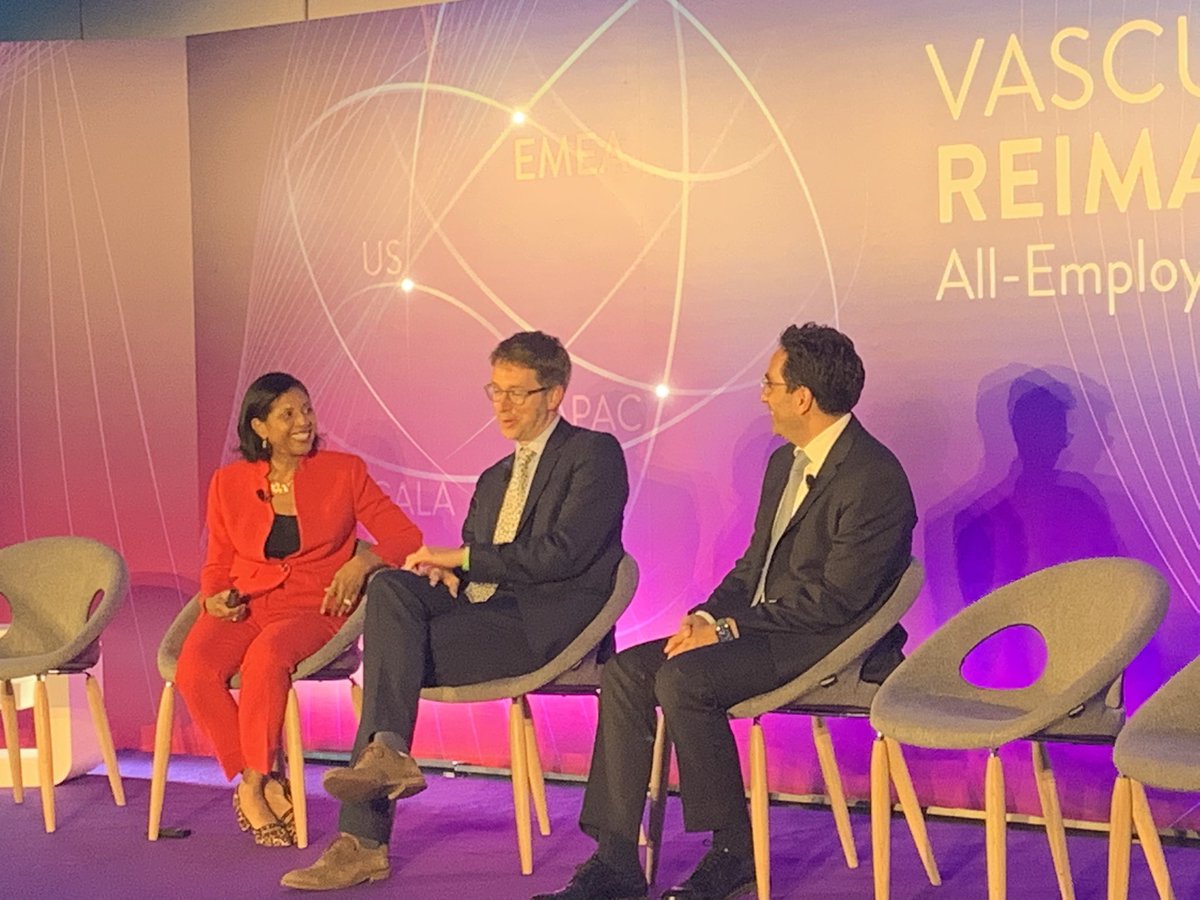 All employees meeting at #EuroPCR - inspirational to learn from our customers and senior leadership. #abbottproud #continuousdevelopment #vascularreimagined