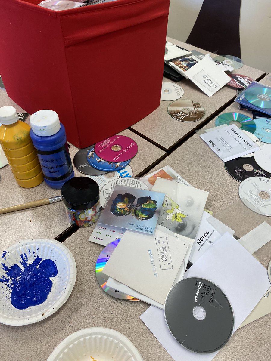 BryntegFm's tweet photo. Fantastic work today from Year 8 curriculum support pupils, creating pieces of art from old CDs to be displayed in the new radio studio! 

#recycle #cds #schoolradio #art #studio #year8 https://t.co/MyVHL4Lthx