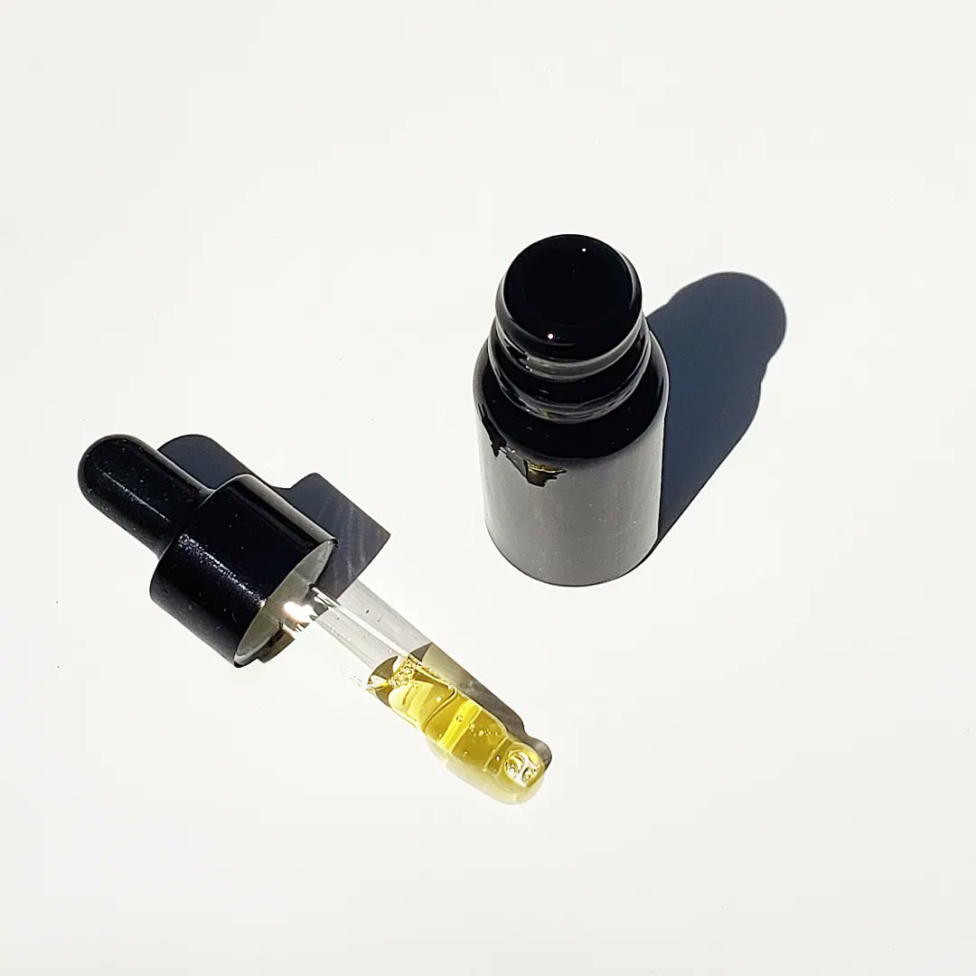 They say good things come in small packages and that's certainly the case with this sample size goodness of our new Top Note Almond Bean body oil only available in our Summer Collection. 

Mark your calendars to get your hands on this Memorial Day weekend.