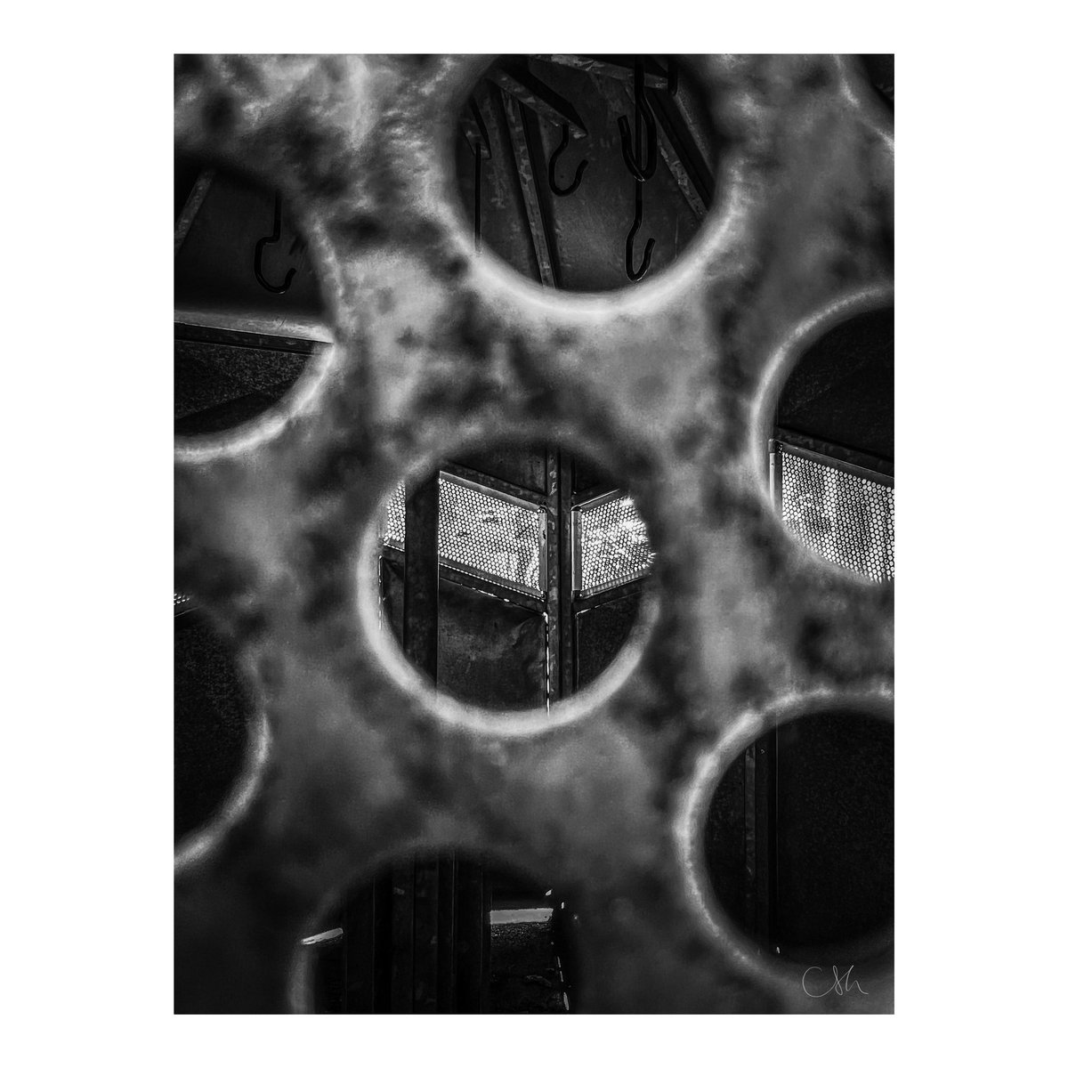 HajnalEdit's tweet photo. Looking through
#lookingthrough #Nuremberg #monochrome #photography #streetphotography #blackandwhitephotography https://t.co/XuJ2DmQfMG