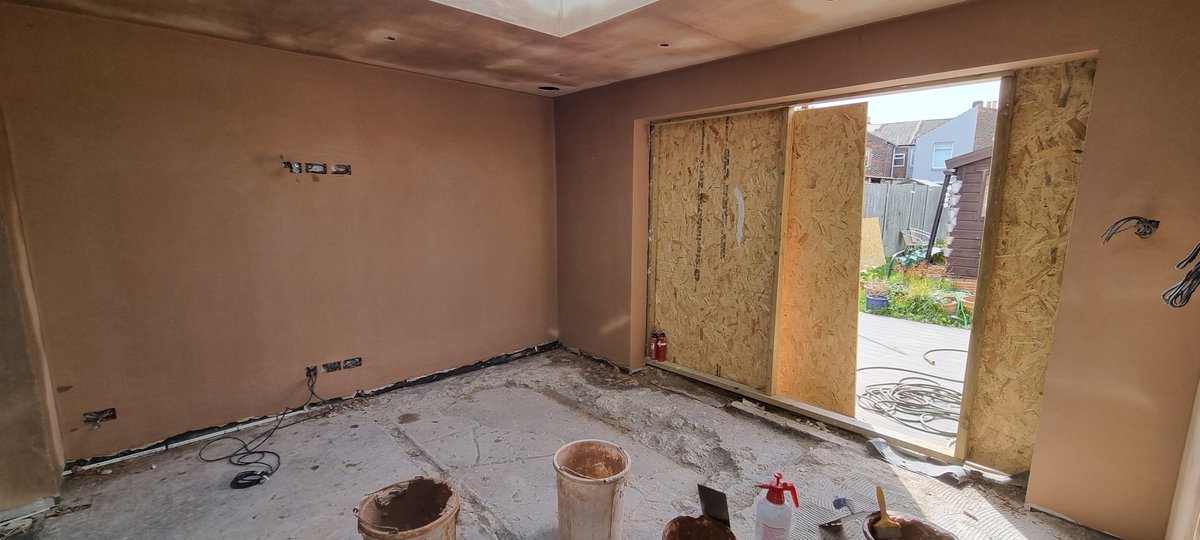 GaVinciPlaster's tweet photo. All wrapped up for @opconstructionltd on this extension, looking forward to the next one!
#plastering #plasteringuk #plaster #plasterwalls #plasterceiling #plasteringlife #plasteringwork https://t.co/AWTfsv7xma