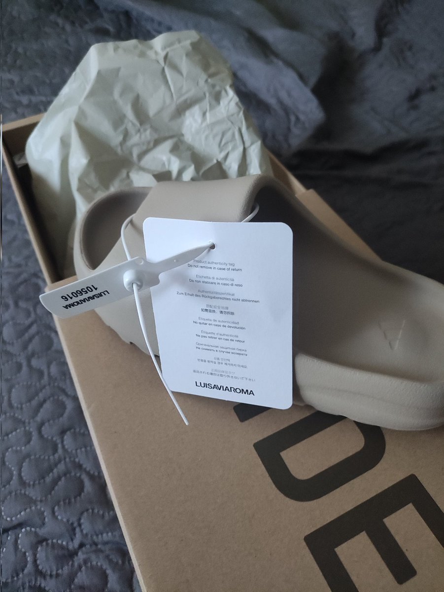 Emanuelz (@emanuel99742579) on Twitter photo Jordan 1 from kith, no webhook but in hand, yeezy slide from LVR.
Thanks as always <a href="/panaiobot/">PanAIO</a>.
CG: <a href="/LoadingNotify/">Loading Notify 2.0</a> <a href="/copdragoncg/">CopDragon_cookgroup 🇮🇹</a> Jordan 1 from kith, no webhook but in hand, yeezy slide from LVR.
Thanks as always <a href="/panaiobot/">PanAIO</a>.
CG: <a href="/LoadingNotify/">Loading Notify 2.0</a> <a href="/copdragoncg/">CopDragon_cookgroup 🇮🇹</a>