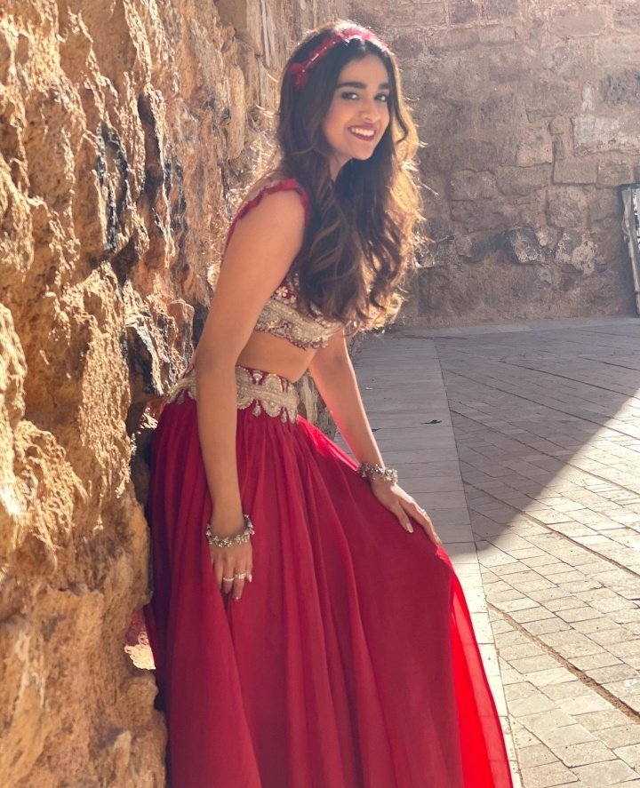 CinemaRampage's tweet photo. Beautiful & Gorgeous @KeerthyOfficial latest pics ❤️😍in red dress 🔥💯
#KeerthySuresh #Kalaavathi #SarkaruVaariPaata #SVP #SVPMania #SVPPromotions #SVPBlockbuster #BlockbusterSVP https://t.co/0Ea2jPMFIq