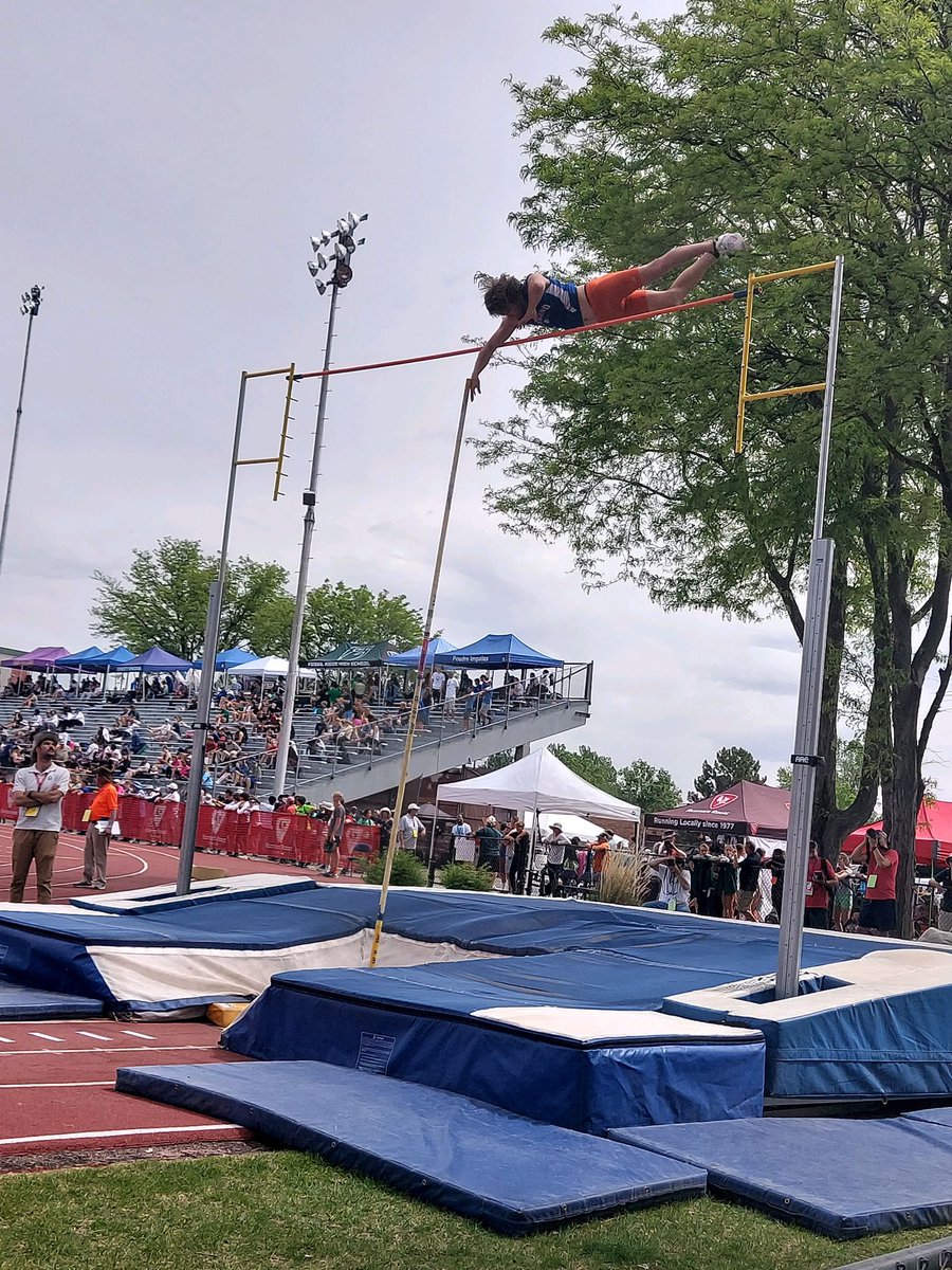 STATE Champ!!!Jackson Wray pole vault champ!!
5A <a href="/CHSAANow/">CHSAANow</a> <a href="/LegendTitans/">Legend High School</a>