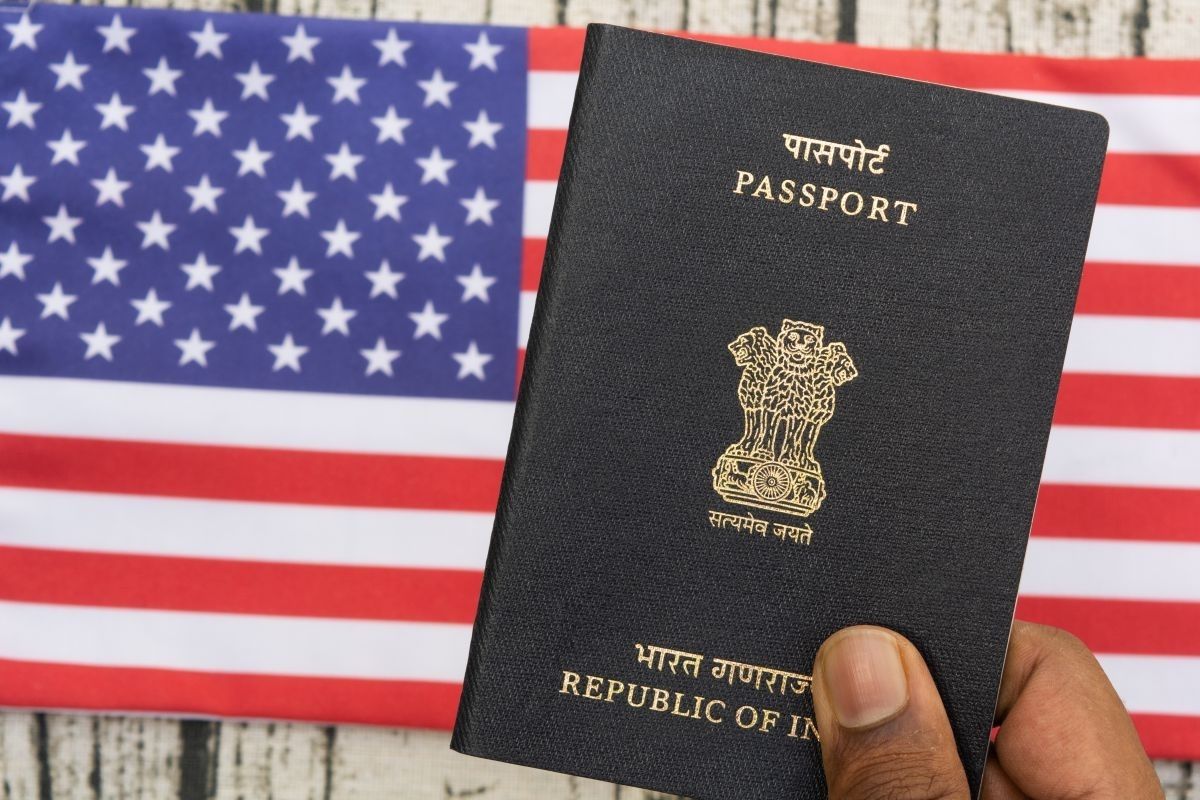 travelobiz's tweet photo. Visa Update: US Embassy Announces Opening of Student Visa Interview Slots

#India #InterviewSlots #StudentVisa #UnitedStates #US #USEmbassy #VisaUpdate

https://t.co/3JZLt0xc0S https://t.co/ZCpwe44Xdk