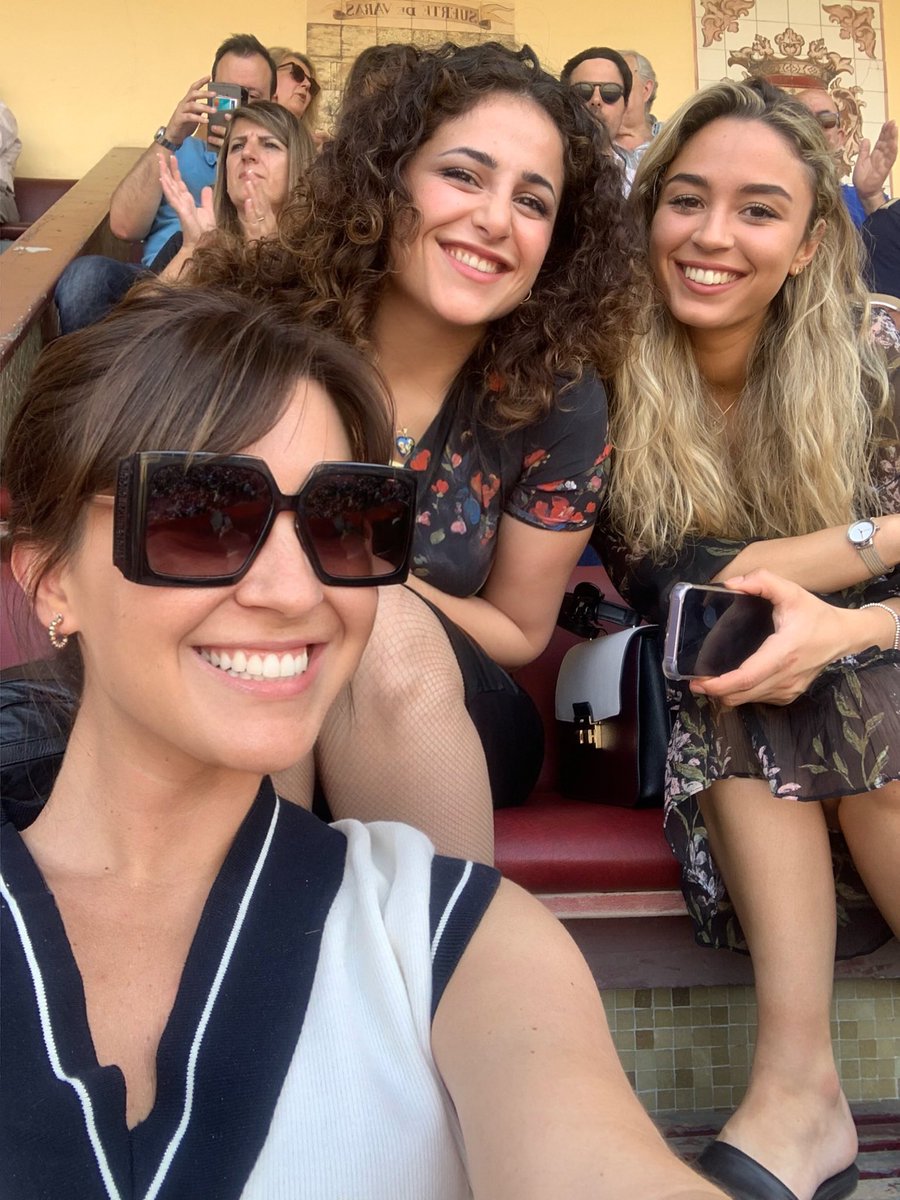 pirlosantos's tweet photo. Creo que a estas alturas podemos confirmar que @AliciadeHaroAc y @sara_rch tienen las mejores prácticas de la historia del @mcpc_unav 🫣 https://t.co/B5udb7URgs