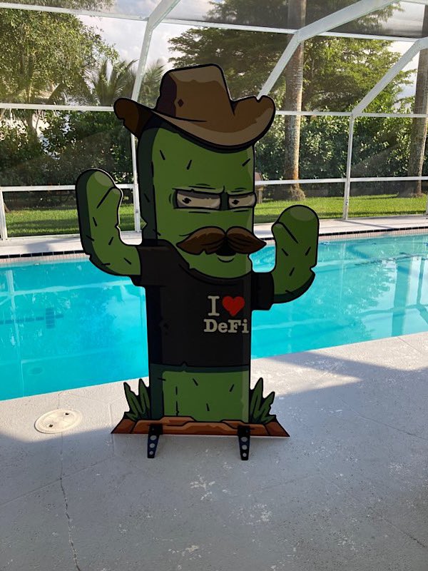 He needs a name.  Hopefully the humitidy is good to him.   <a href="/giddydefi/">Giddy</a> <a href="/Permissionless/">Permissionless Wealth (自由财富)</a> #DeFi #Bankless #blockchain