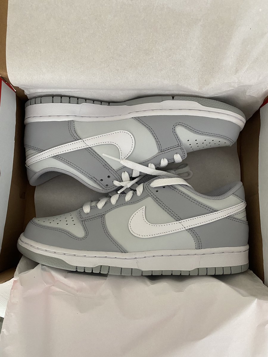 flacko_ar's tweet photo. À vendre 
Si vous êtes intéressé par une paire n’hésitez pas à me dm https://t.co/Odu7RDqpWf