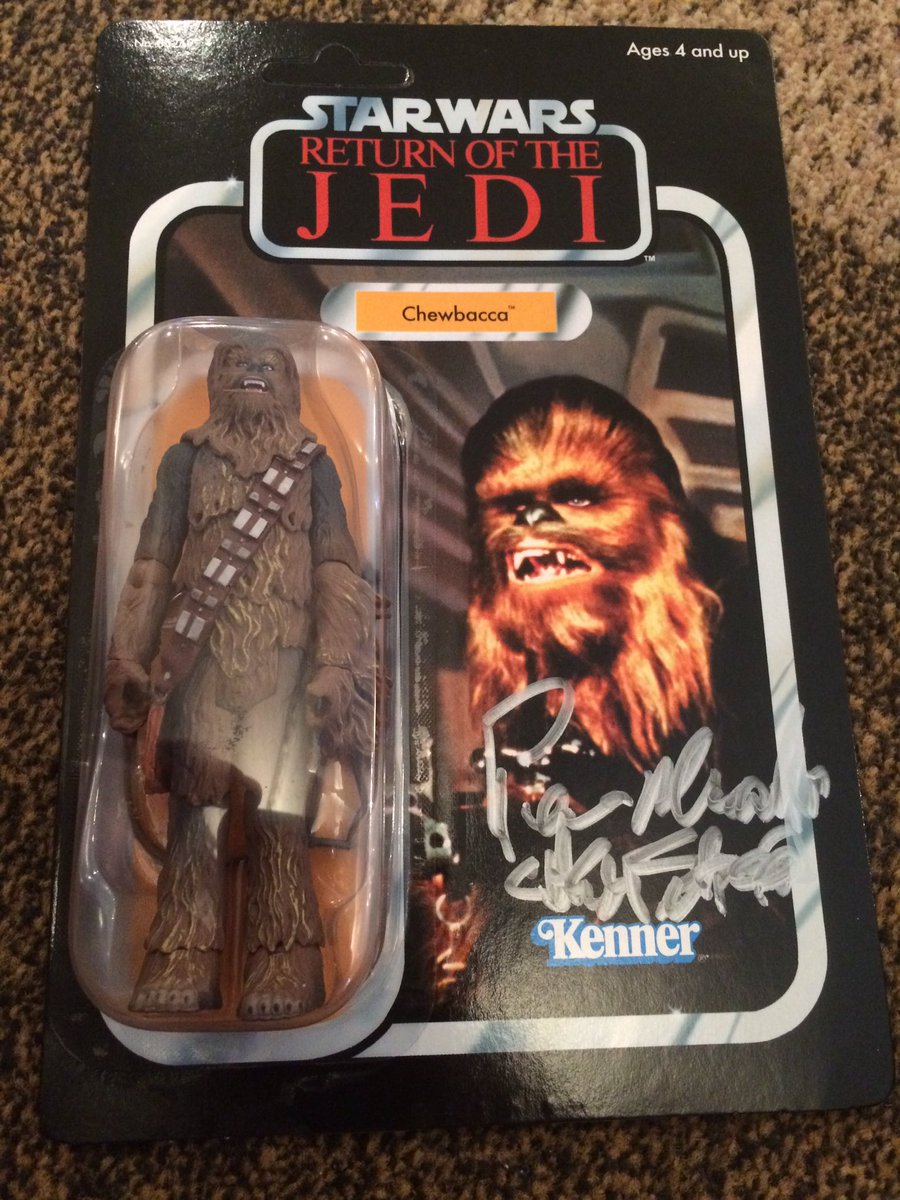 StarWarsSucker's tweet photo. Happy Birthday Big man
#RIPPeterMayhew
#RIPChewbacca https://t.co/SL5v9kTpT5