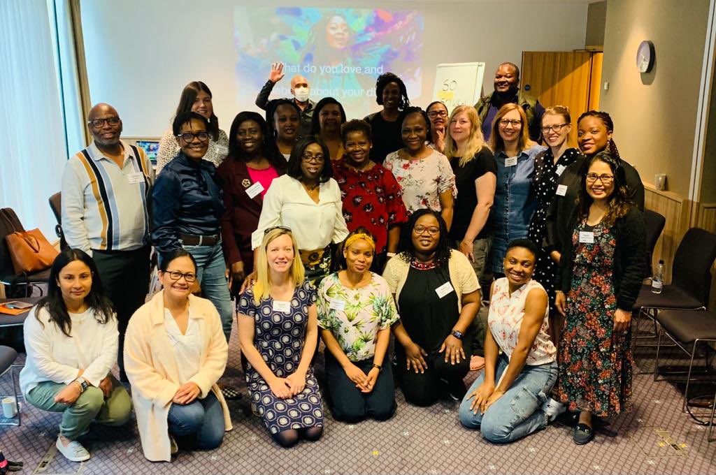 Lara Odelusi tweet media