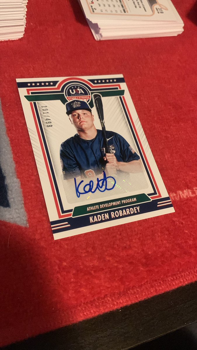 CoachChris303's tweet photo. @leftycheddar just hit your auto card! https://t.co/fz4quntX93