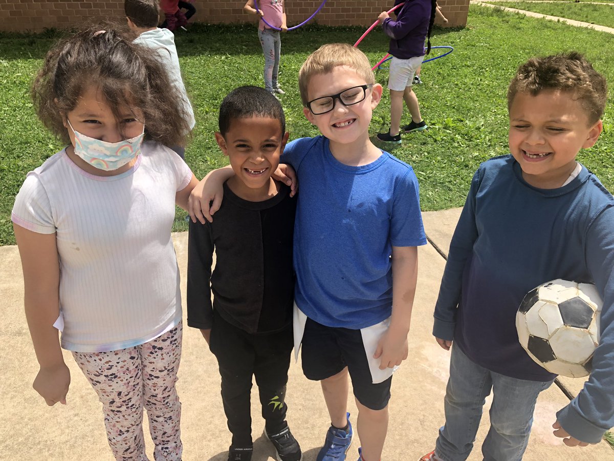 FirstiesFun's tweet image. #ABCountdown I for Inside out day! #YES_Bulldogs #firstgrade