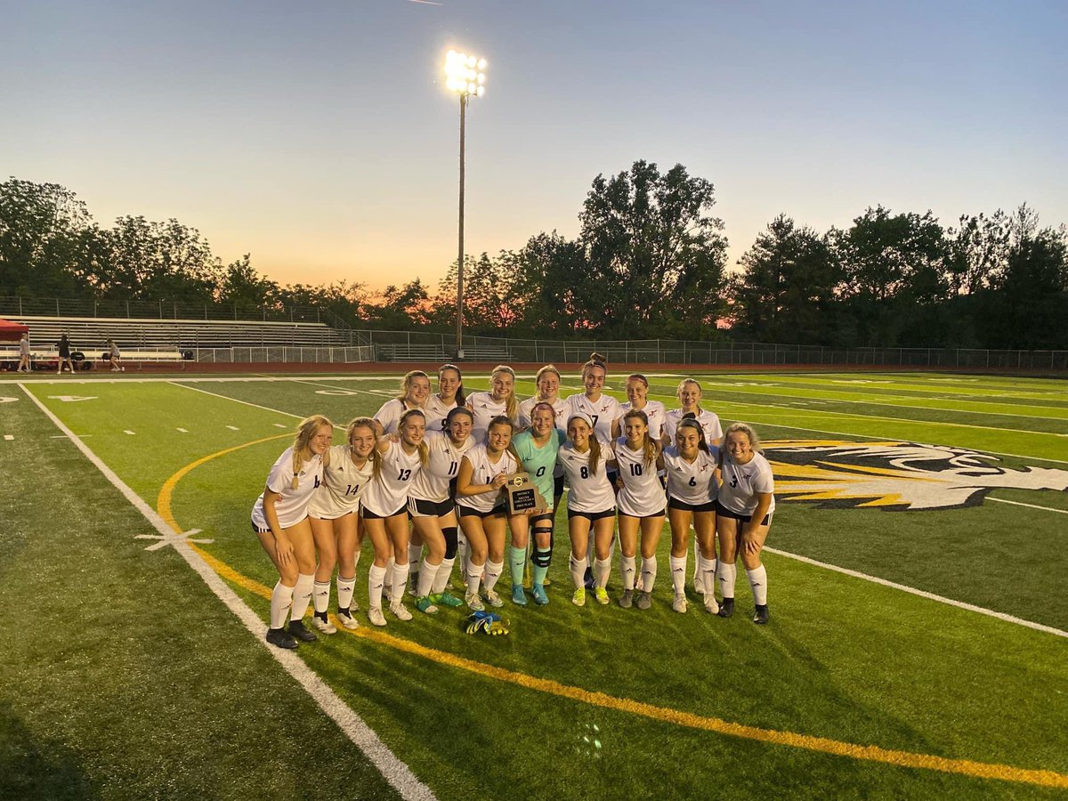 district champs!! #jhs #underdogs ⚽️🖤❤️🔥💪🏼