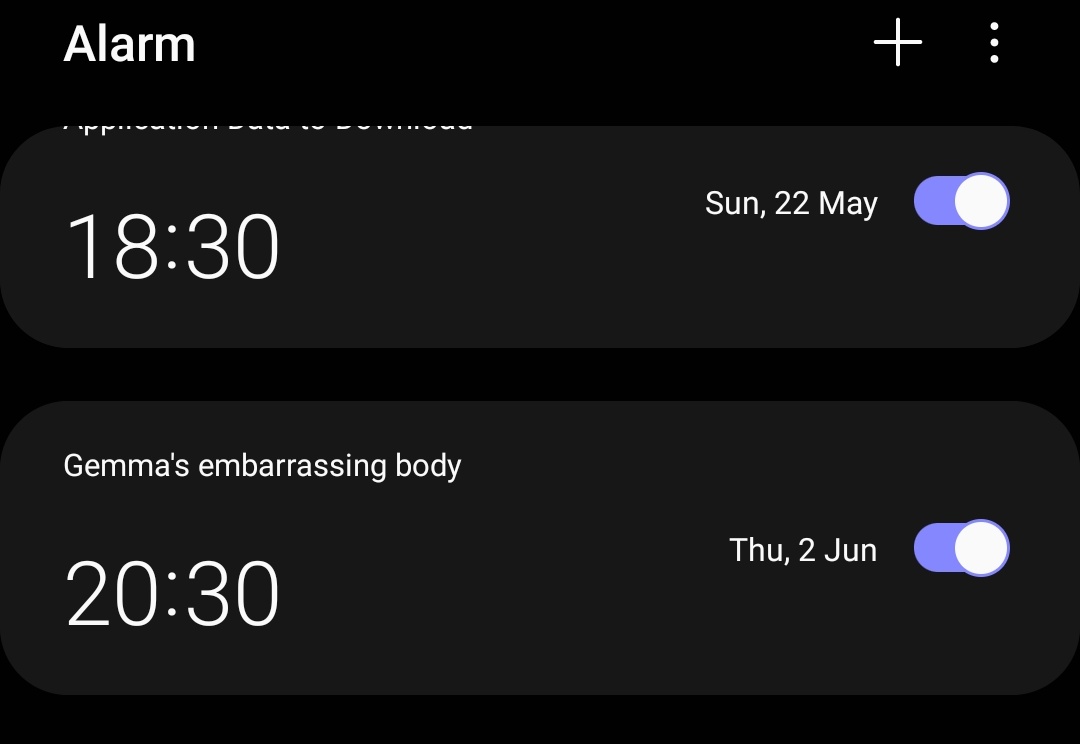 Zak_Remmer's tweet photo. @katiebjt @itsgemmeh Alarm ready. https://t.co/ttAC7Nzb8X