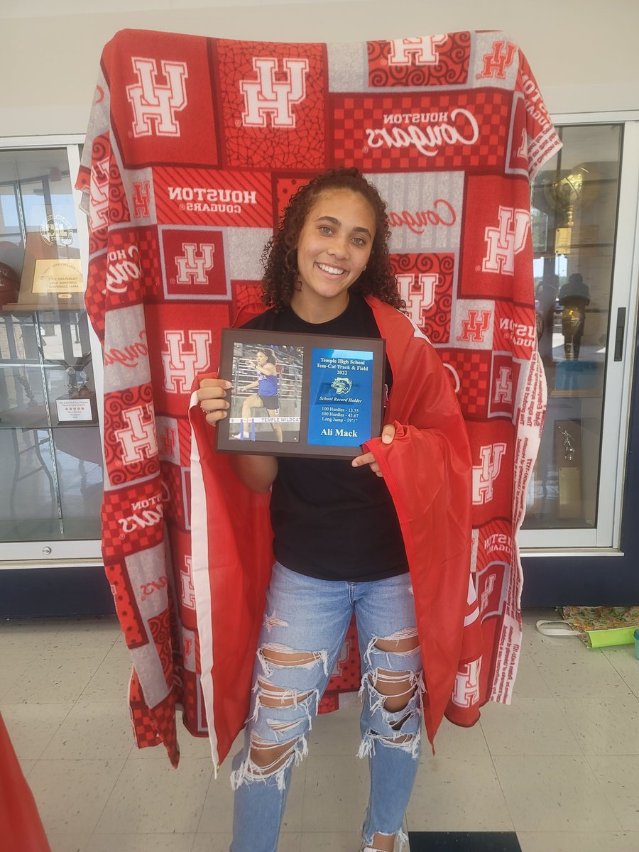 We're so proud of you! Not many can say they broke 3 school records in one season. Best of luck to you on your next journey and thanks for your dedication to the Tem-Cat Track and Field program. You are the true definition of hard work pays off!💙