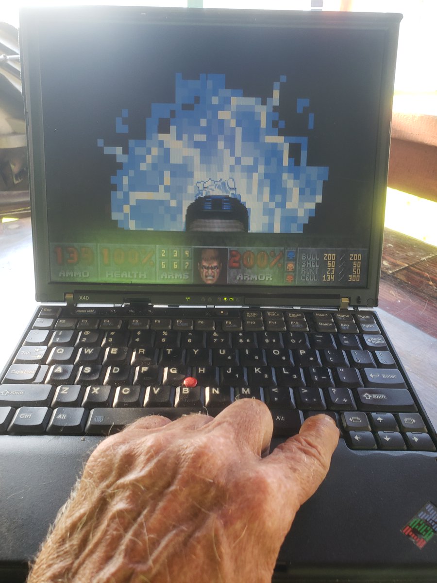 topmahof's tweet photo. For #ThinkPadThursday we have a #ThinkPad200T and a #ThinkPadX40, both in their Ultrabases. The X40 is running Ultimate Doom for Win. 95. #LenovoIN https://t.co/mxpxVOTq8U