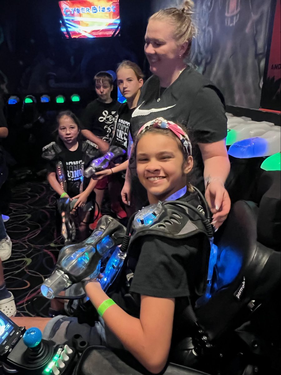 Mr. Howard tweet media