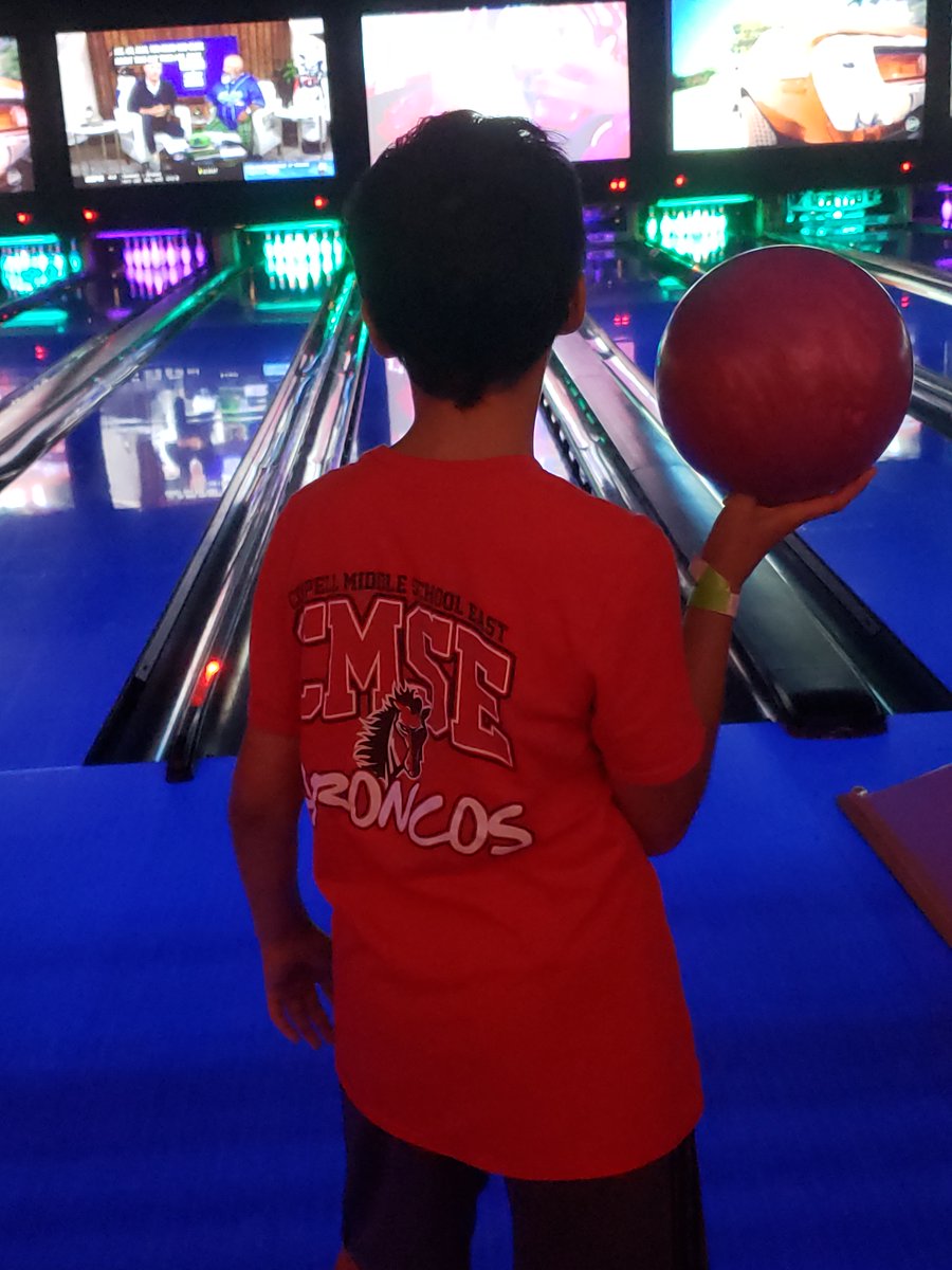 Mr. Howard tweet media