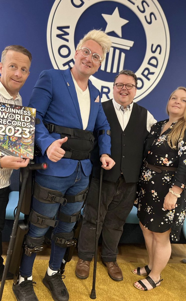 Tinks79's tweet image. Thanks @GWR @craigglenday and Jane. For once again being amazing hosts to @simon_kofficial @Simonssteps myself and the team. Always a lovely experience to be at the office. Tea was great too!
