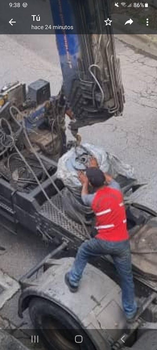 raschar's tweet photo. ESTACION LAGUNITA 1
-2 meses sin motor y sin Agua
-Ayer llevaron motor no compatible
-nuestro Motor en barquisimeto sin fecha de solucion 
-sin plan de suministro de emergencia
-pedimos evaluen compra de 2 motores y bombas NUEVOS con fondos comunitarios https://t.co/HUqypl1x3M
