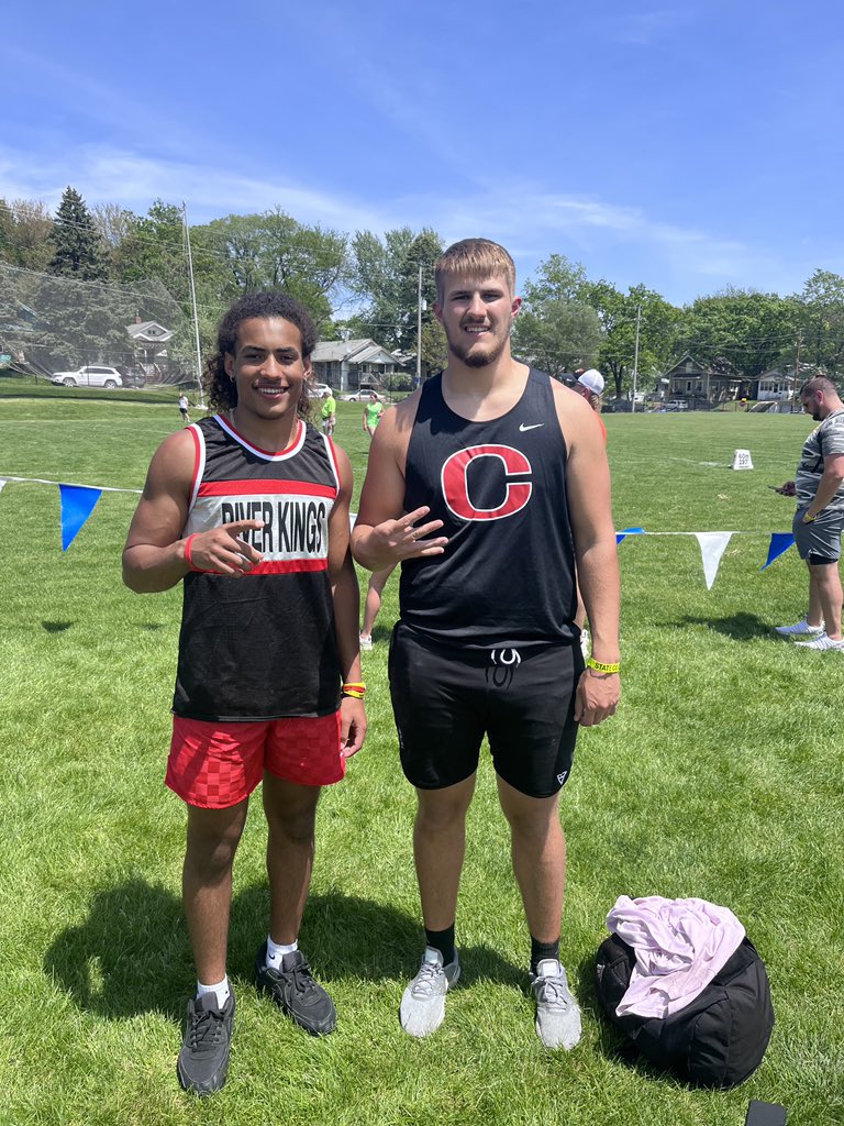 Congratulations to Ajai (16th) and Keegan (13) on finishing in the top 20 of all 4A throwers. Great work guys!