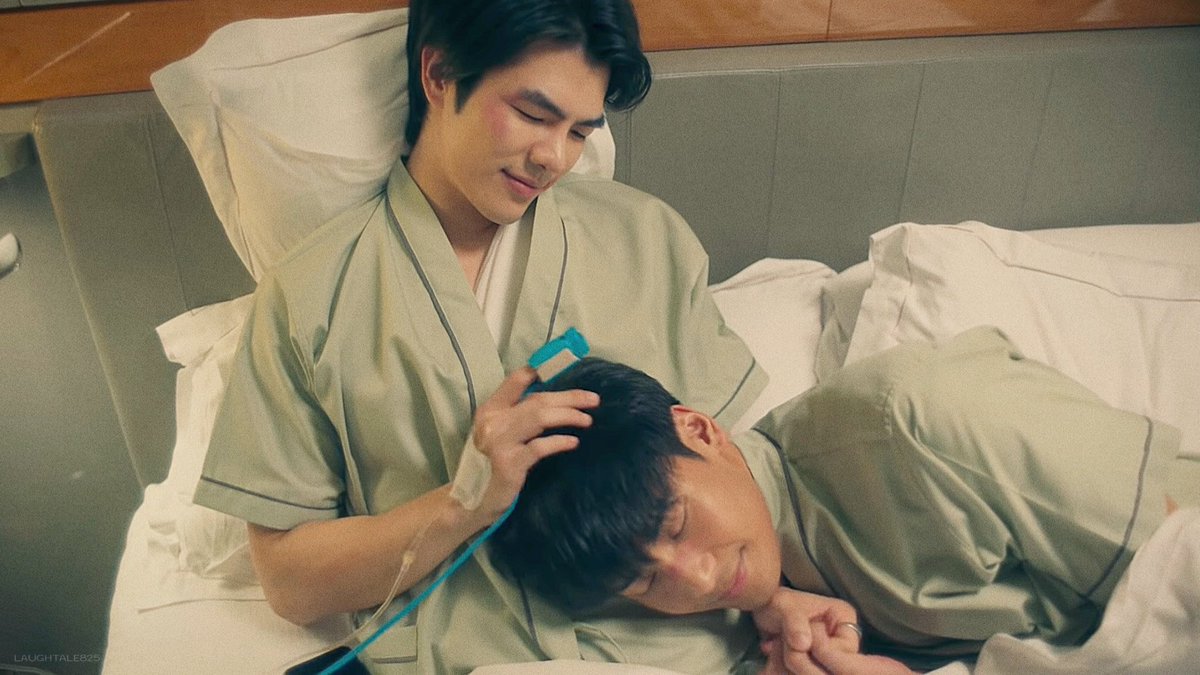 laughtale825's tweet photo. If we fall from way across the sky  I'm so sure that we will be fine ;

#KinnPorscheSideStory 
#KinnPorscheTheseries https://t.co/p1KmHhxxKx