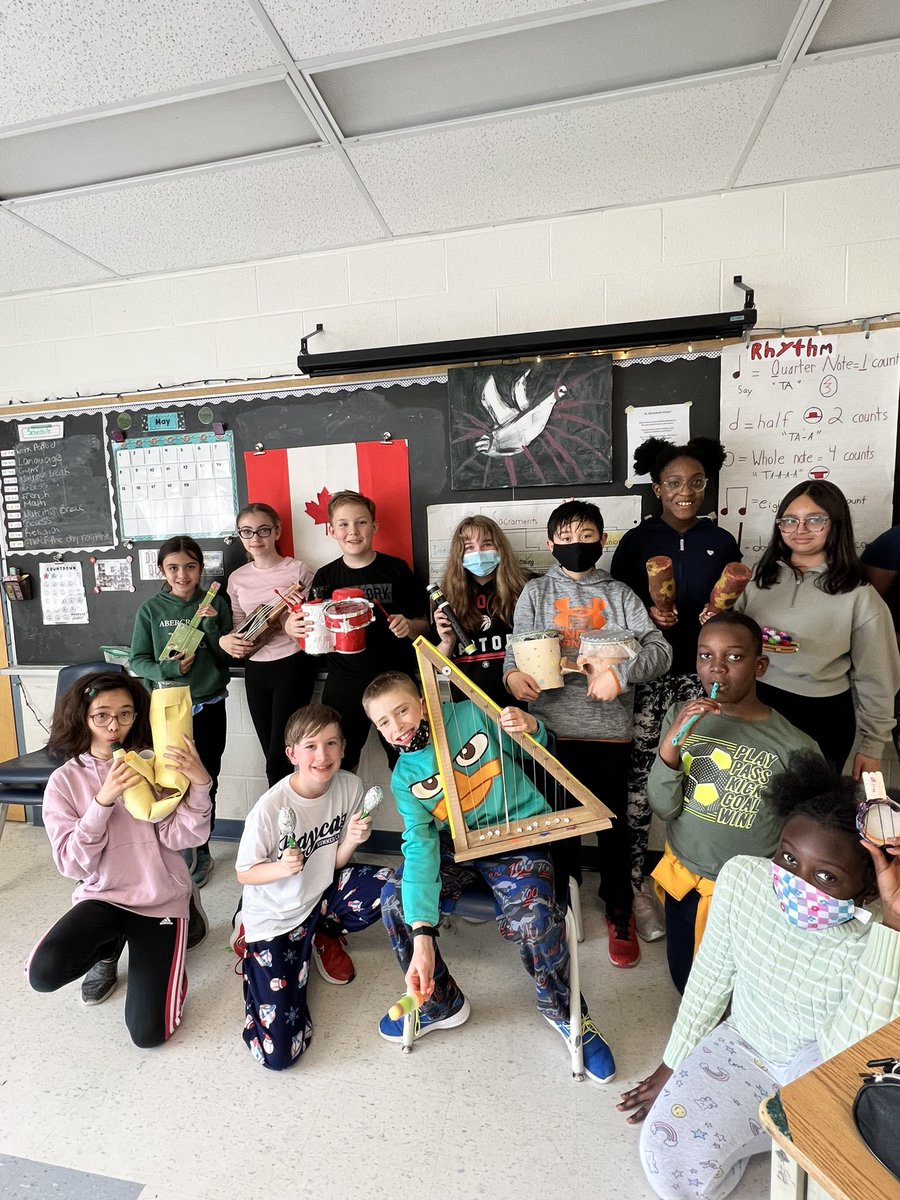 Some of Ms. Cipriani’s 5/6ers proudly showcasing their playable and creative DIY instruments from their music research project. They described the sound that their instrument makes, the genres it is played in and the instrument family it belongs to. 🎶 <a href="/SMCDSB_BER/">St. Bernadette C.S.</a>