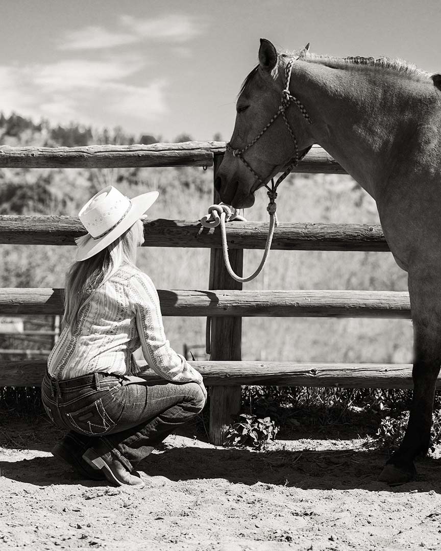 SylvanDale's tweet photo. The beginning of a special friendship.
#coloradoranch #duderanchvacation #unbridledretreats #ranchlife
#visitloveland https://t.co/ZEZdZ6xAhg