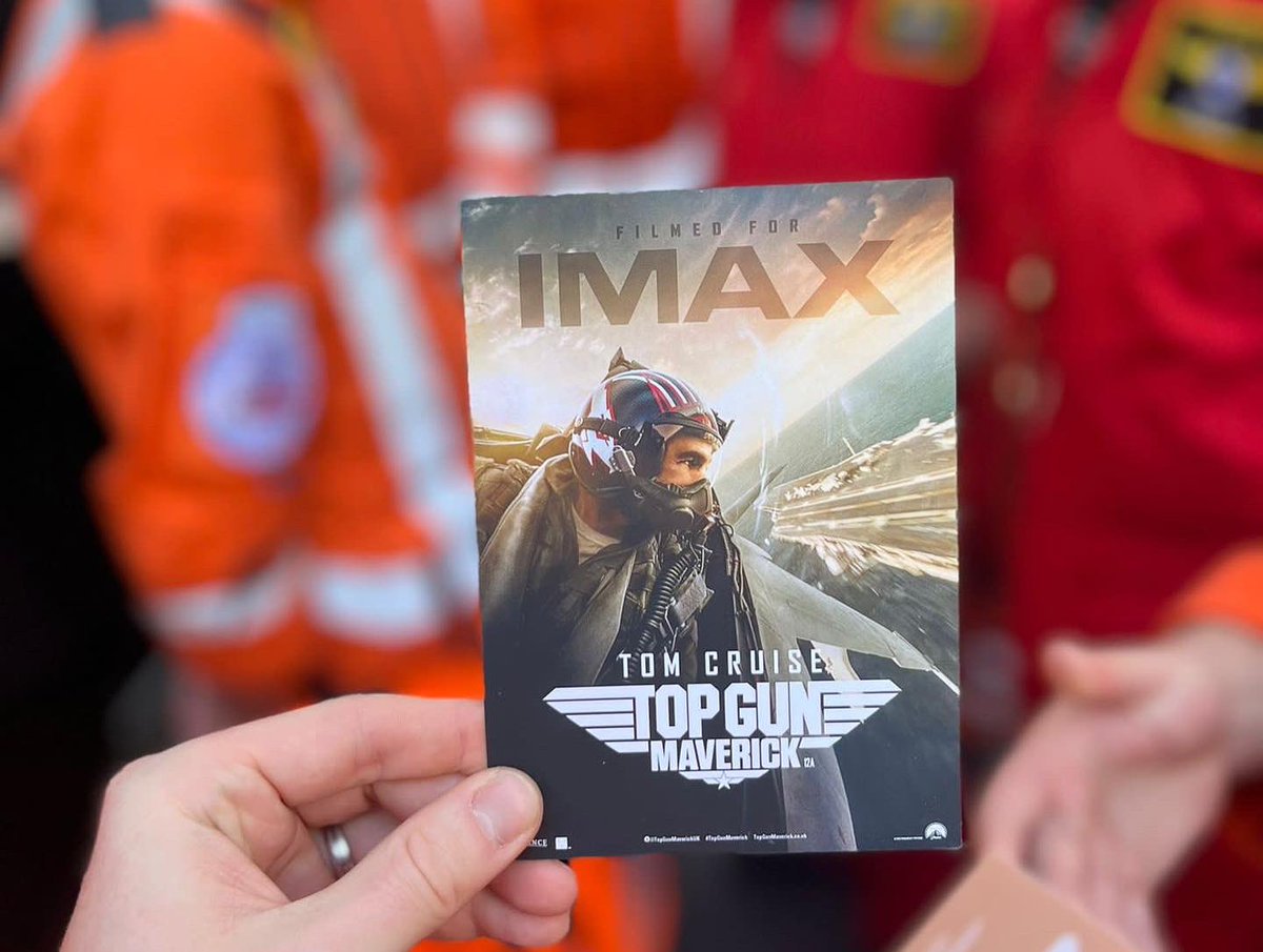 LDNairamb's tweet photo. This evening, London's Air Ambulance crew including pilots, doctors, paramedics &amp; fire crew have taken to the red carpet &amp; are attending the UK premiere of Top Gun: Maverick, held in Leicester Square, as a thank you for their work looking after London

@TopGunMovie @ParamountPics https://t.co/XPC5pJbqOM