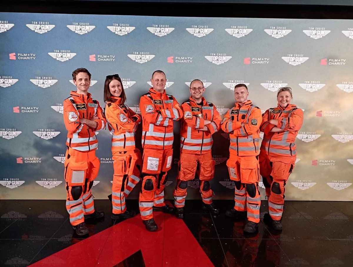 LDNairamb's tweet photo. This evening, London's Air Ambulance crew including pilots, doctors, paramedics &amp; fire crew have taken to the red carpet &amp; are attending the UK premiere of Top Gun: Maverick, held in Leicester Square, as a thank you for their work looking after London

@TopGunMovie @ParamountPics https://t.co/XPC5pJbqOM
